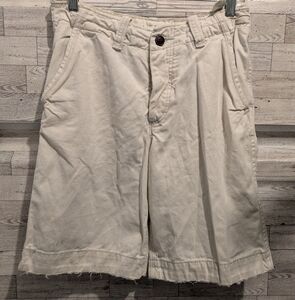 Abercrombie & Fitch Women's Cream Cargo Shorts Size 14